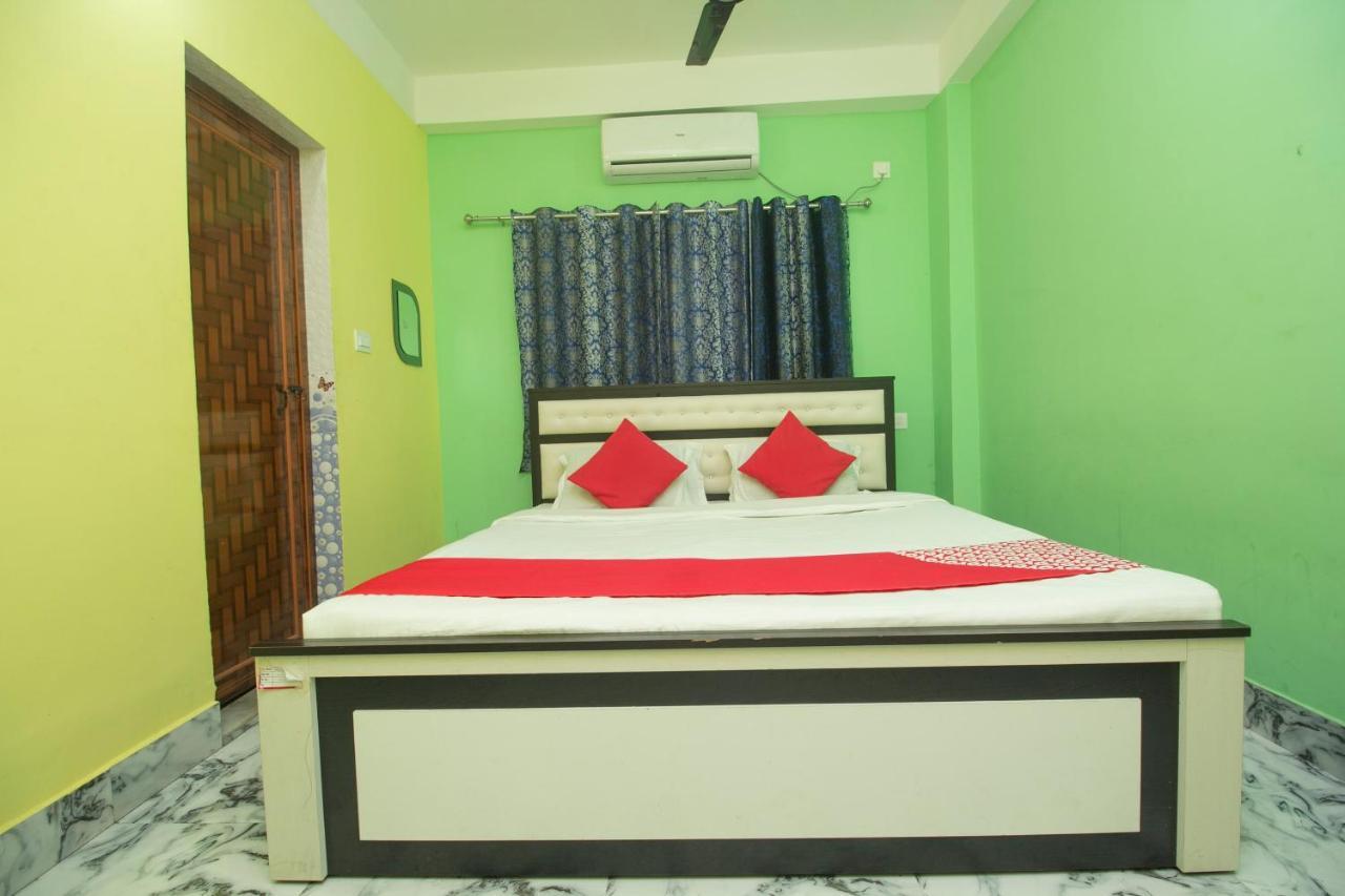 Spot On 24229 Radharani Lodge สิริกุรี ภายนอก รูปภาพ